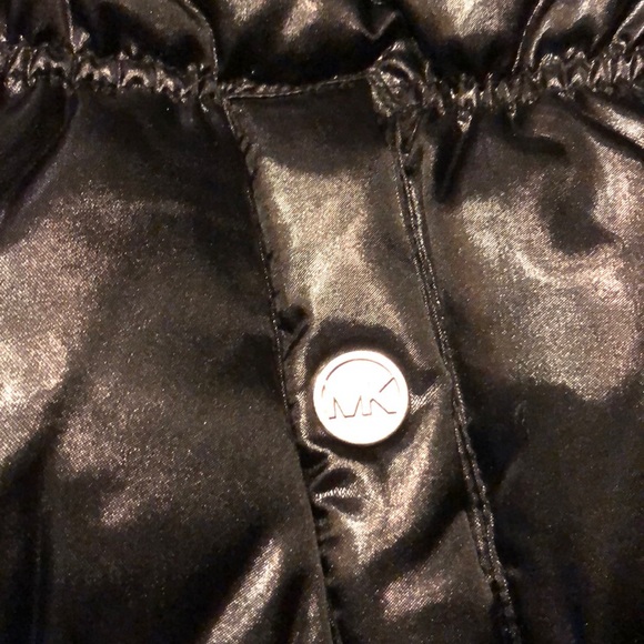 michael kors black puffer jacket - Picture 6 of 7